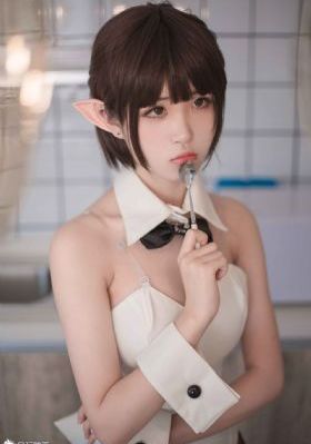 厨房里的美妇主动撩我