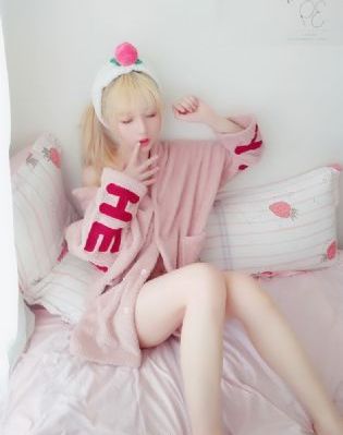 欧美阴部大又白又紧